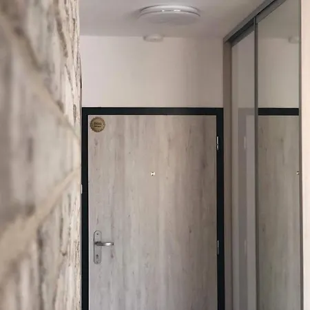 Urban C707, Free Garage Parking 아파트 브라티슬라바